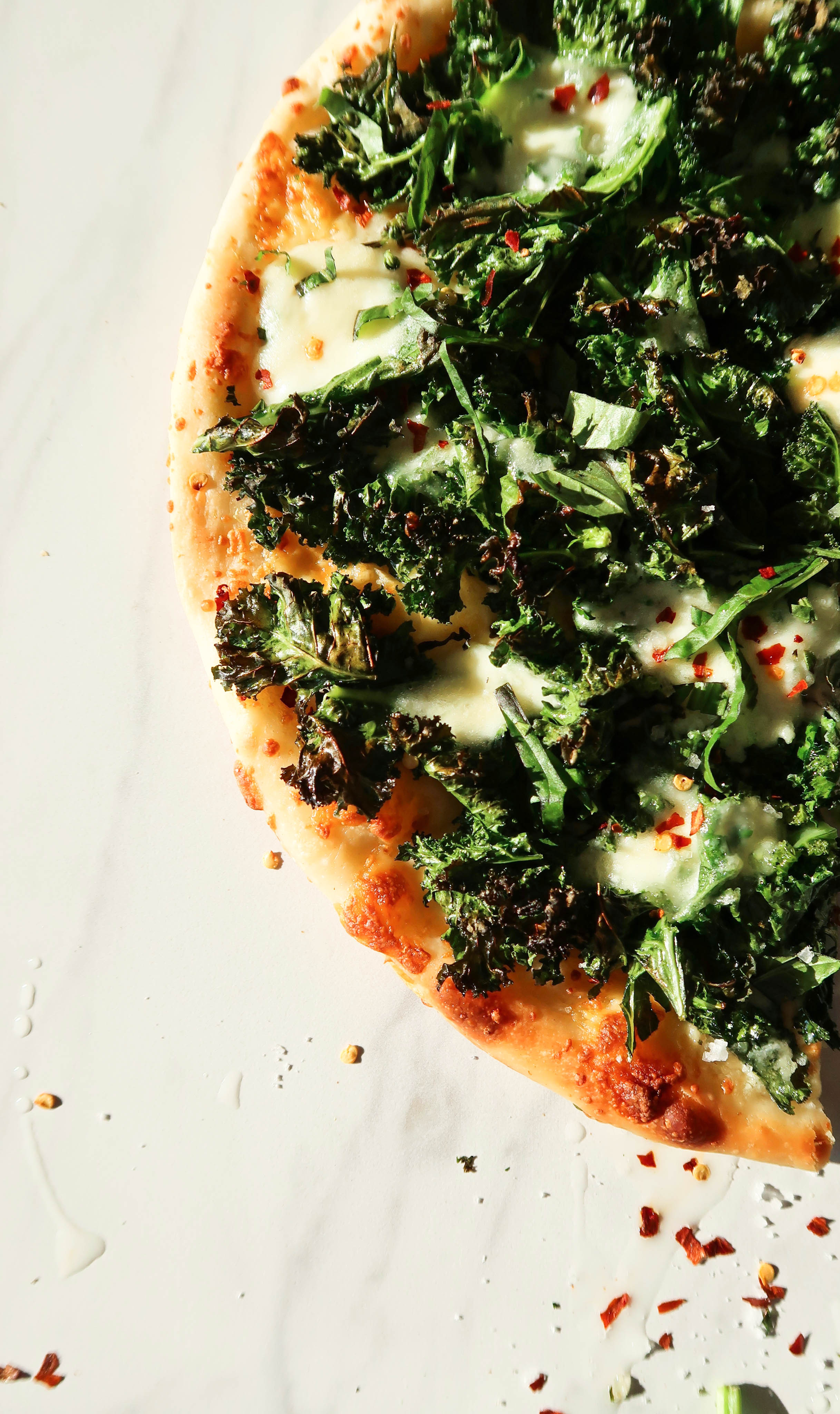 Crispy Kale and Burrata Pizza | Earth & Oven