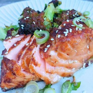 miso glazed salmon with roasted broccoli