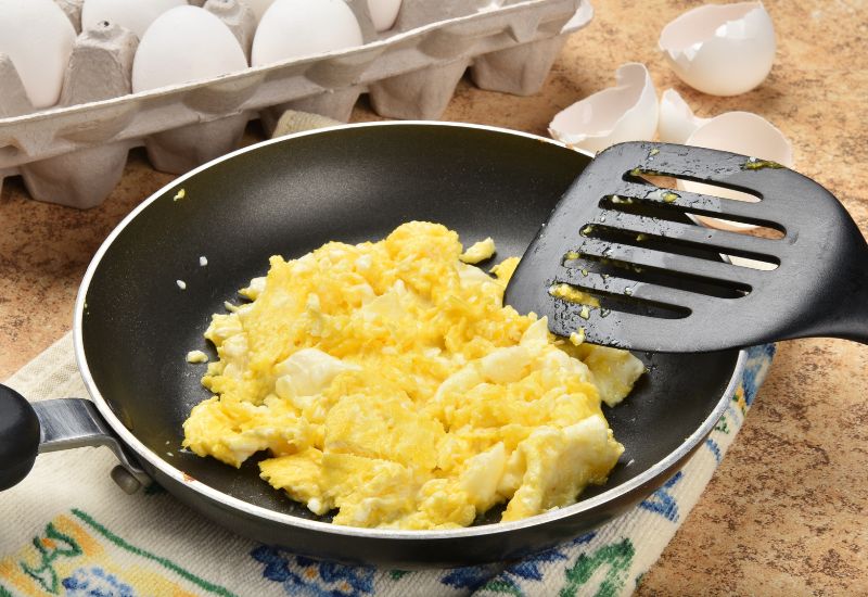 scrambled eggs with cottage cheese recipe