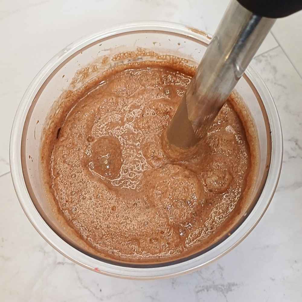 Blending ice cream mixture