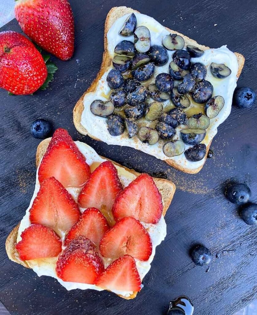Strawberry and blueberry cottage cheese toast