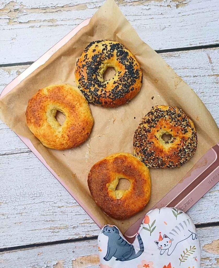 Bagels baked on the baking tray