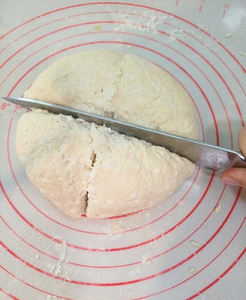 Cutting the dough